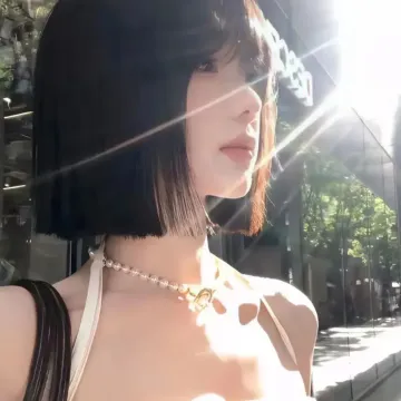 梁女士